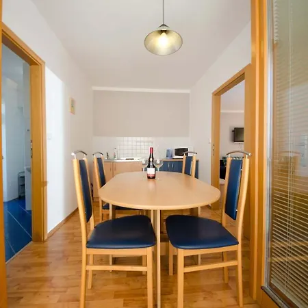 Guest house Hotel Garni Pod Skalkou