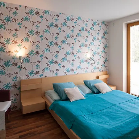 Hotel Garni Pod Skalkou Guest house 3*