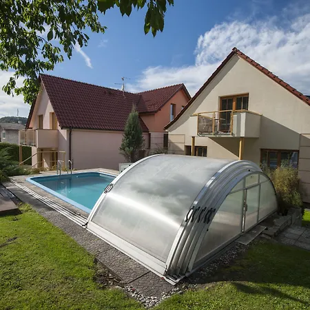 Garni Pod Skalkou Vendégház