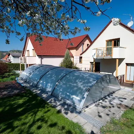 Garni Pod Skalkou Vendégház