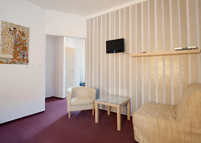 Hotel Garni Pod Skalkou Guest house 3*