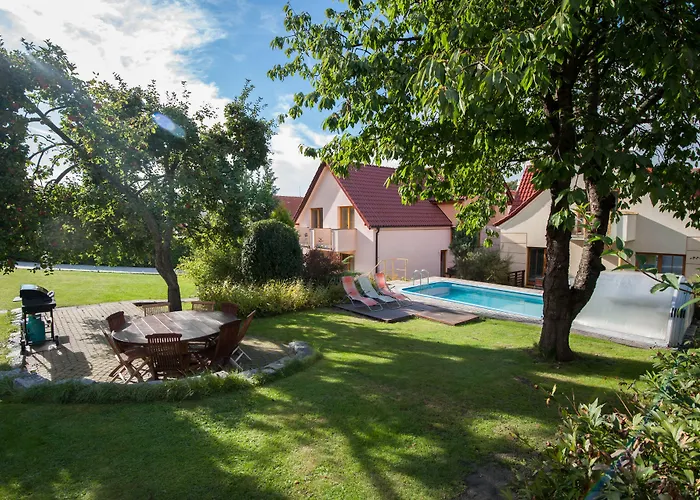 Hotel Garni Pod Skalkou Guest house 3*