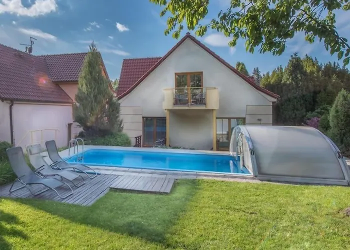 Hotel Garni Pod Skalkou Guest house